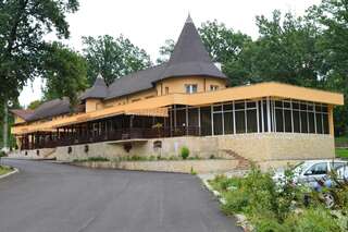 Фото Отель Hotel Două Veveriţe г. Lăpuşel